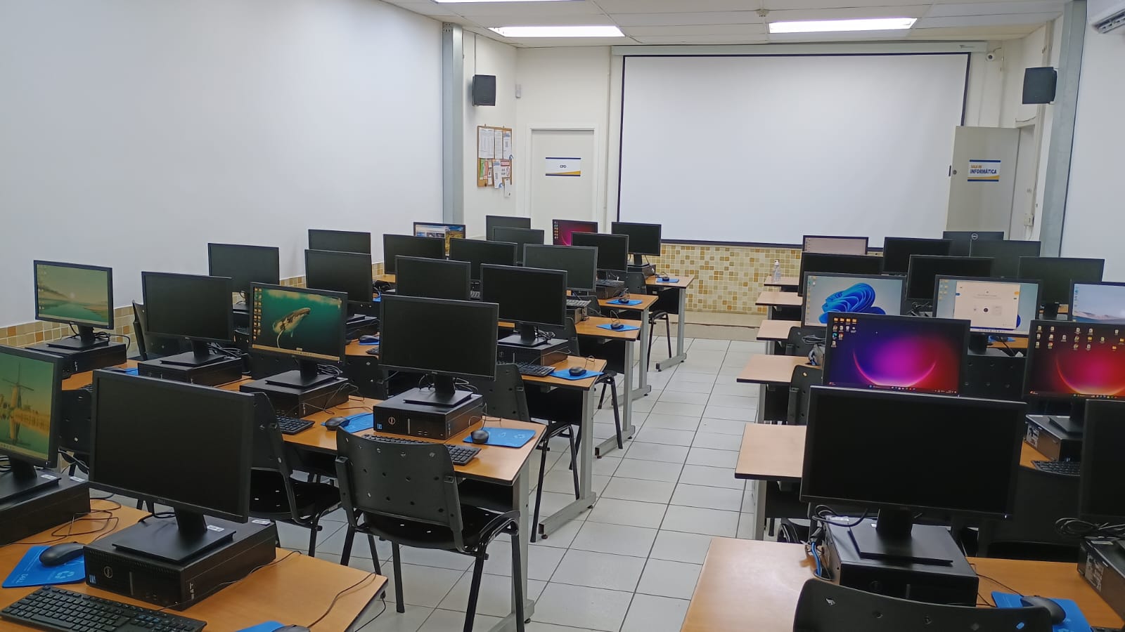 Salas de aula do CAMP